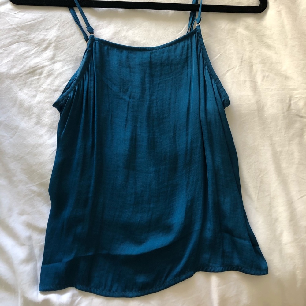 Kendall and Kylie blue size small tank